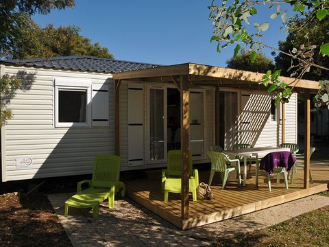 MOBILHOME 6 personnes - Cottage Grand confort Florès 35m² - 3 chambres / Terrasse en bois couverte