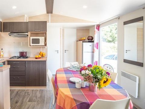 MOBILHOME 6 personnes - Cottage Grand confort Florès 35m² - 3 chambres / Terrasse en bois couverte