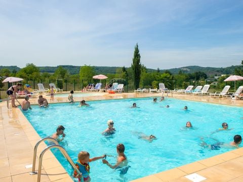 Résidence Goélia Le Hameau de la Vézère - Camping Dordogna