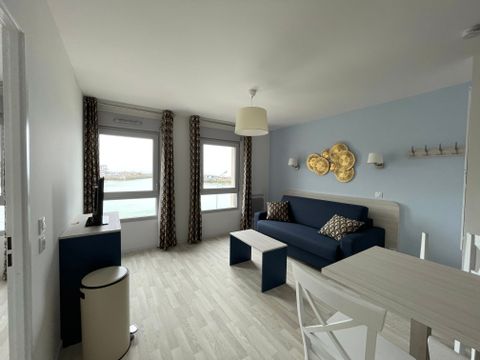 STUDIO 4 personnes - G/330_STUDIO CABINE 2/4 PERS.