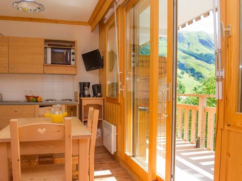 APPARTEMENT 6 personnes - G/149_2 PIECES CABINE 6 PERSONNES