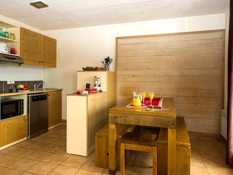 APPARTEMENT 6 personnes - G/177_3 PIECES 6 PERSONNES