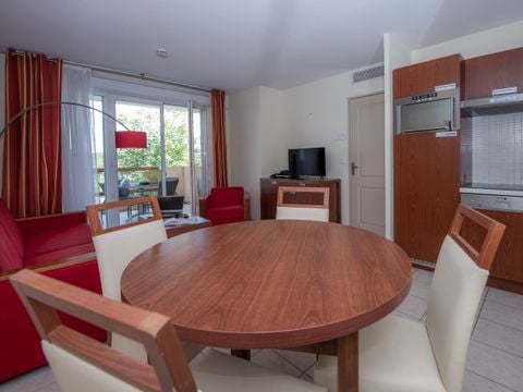 STUDIO 4 personnes - G/272_STUDIO CABINE 4 PERSONNES