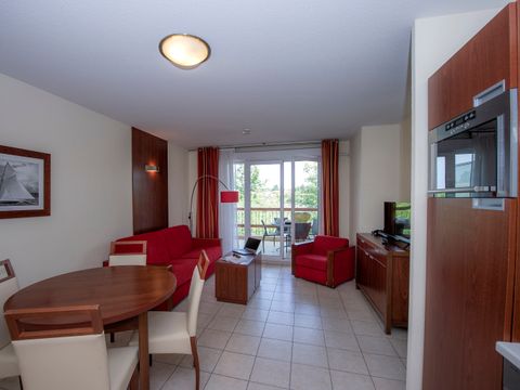 STUDIO 4 personnes - G/272_STUDIO CABINE 4 PERSONNES