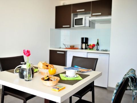 STUDIO 4 personnes - G/51_STUDIO MEZZ 4 PERSONNES SANS BALCON NI VUE MER