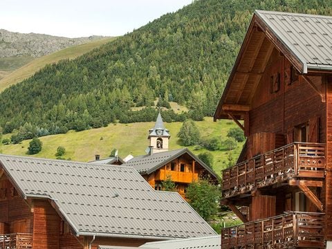 Résidence Goélia Les Chalets de Saint-Sorlin - Camping Savoie