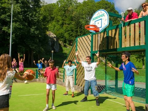 Résidence Goélia Les Chalets De Belledonne - Camping Savoie - Image N°4
