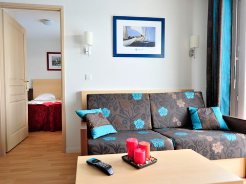 APPARTEMENT 6 personnes - G/100_3 PIECES 6 PERSONNES