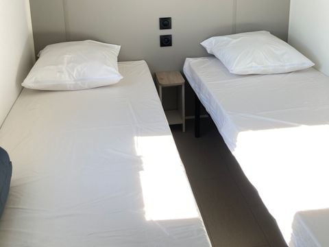 MOBILHOME 6 personnes - Mobil home Confort - 3 chambres - terrasse semi-couverte