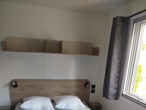 Mobilhome 2 personnes - Mobil home Premium - 1 chambre - terrasse semi-couverte