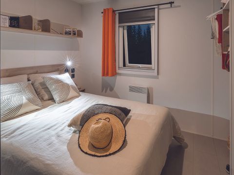 MOBILHOME 4 personnes - Mobil home Premium - 2 chambres - terrasse semi-couverte vue mer