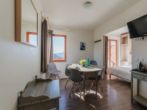 STUDIO 3 personnes - Petit studio