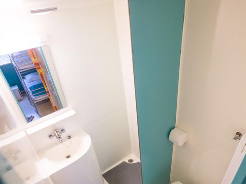 TENTE 5 personnes - Kanada Confort avec cabine de douche et toilettes