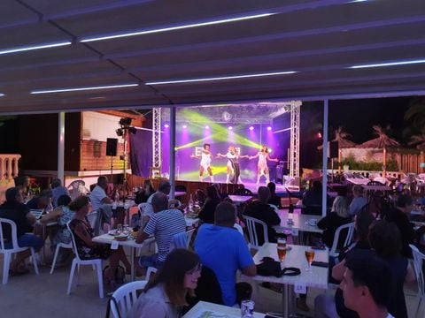 Camping La Croix du Sud - Ciela Village - Camping Pyrénées-Orientales