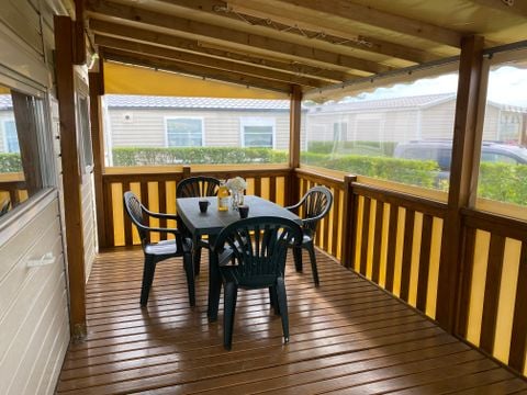 MOBILHOME 4 personnes -  2 chambres - terrasse couverte - Prestige