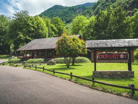 HolaCamp Arán Aventura - Camping Lleida - Image N°4
