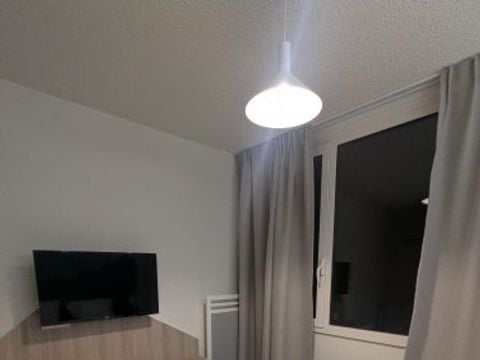 CHAMBRE 2 personnes - Chambre 12m² 1 Pièce (sans cuisine) _ Lit bébé impossible