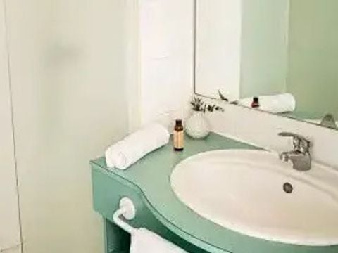 CHAMBRE 2 personnes - Chambre 15m² 1 Pièce  (sans cuisine)