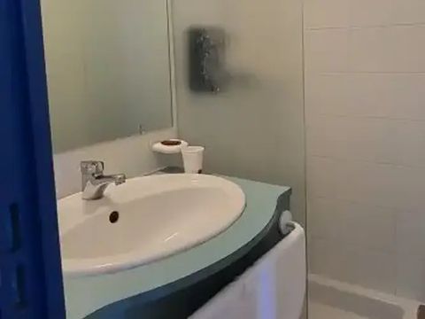 CHAMBRE 4 personnes - Chambre 30 m² 2 Pièces  2 salles d'eau (Sans cuisine)