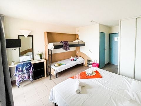 VVF Narbonne-Plage Saint-Pierre-la-Mer - Camping Aude - Image N°3