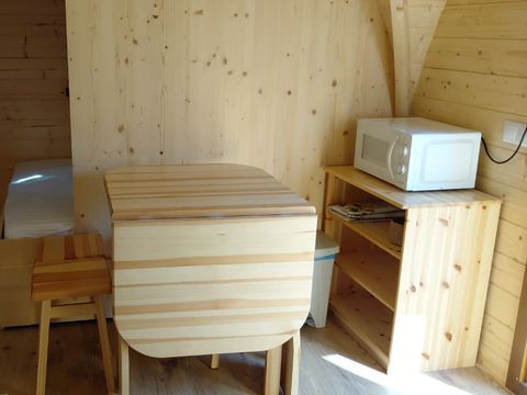 HÉBERGEMENT INSOLITE 3 personnes - Bungalow Hobbit XL