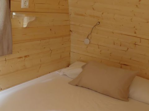 HÉBERGEMENT INSOLITE 3 personnes - Bungalow Hobbit XL