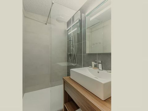 Chambre 3 personnes - Chambre pour 3 pers.