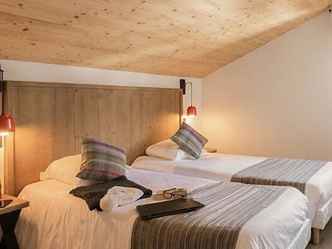 APPARTEMENT 10 personnes - 5 pièces 10 pers.