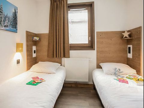 APPARTEMENT 10 personnes - 5 pièces 10 pers. Vue montagne +