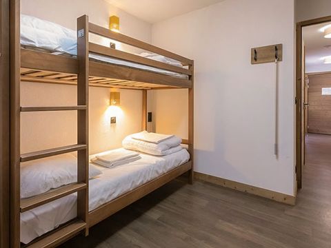 APPARTEMENT 10 personnes - 5 pièces 10 pers. Vue montagne