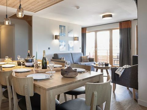 APPARTEMENT 10 personnes - 5 pièces 10 pers.