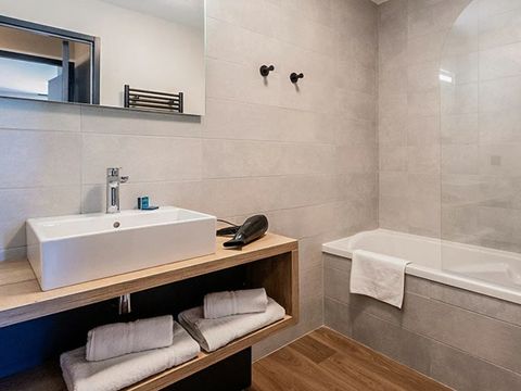 APPARTEMENT 10 personnes - 5 pièces 10 pers. +