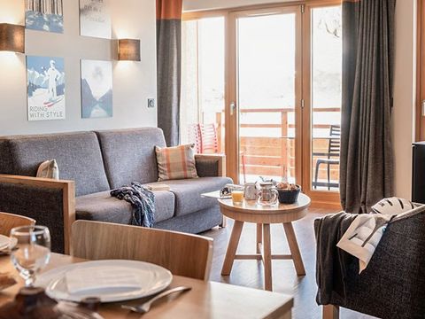 APPARTEMENT 10 personnes - 5 pièces 10 pers. +