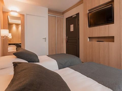 CHAMBRE 2 personnes - Chambre 2 pers.