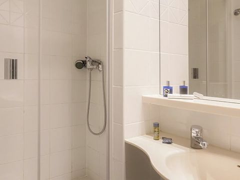 CHAMBRE 3 personnes - Chambre pour 3 personnes vue Pistes