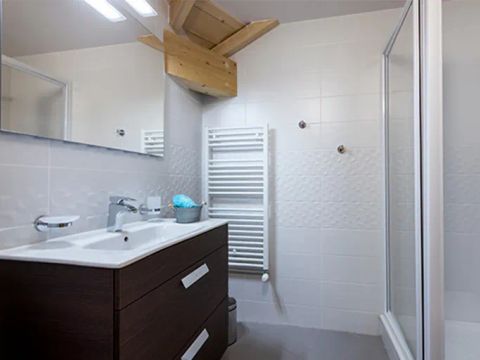 APPARTEMENT 8 personnes - 3 PIECES CABINE 6-8 PERSONNES