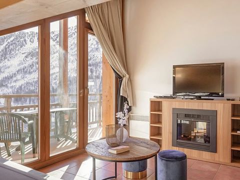 APPARTEMENT 10 personnes - 5 pièces 10 pers. Vue montagne