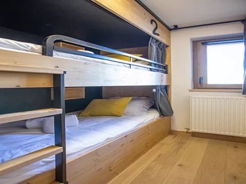 STUDIO 4 personnes - CABINE 4 PERSONNES STANDARD