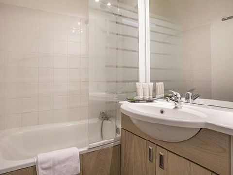 CHAMBRE 4 personnes