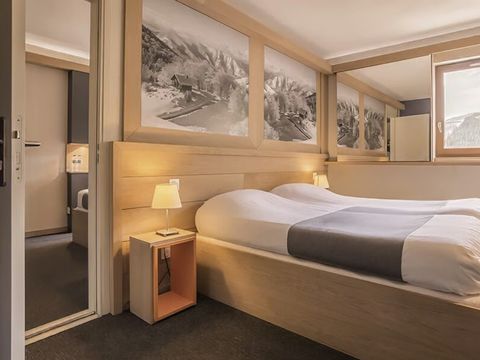 CHAMBRE 4 personnes