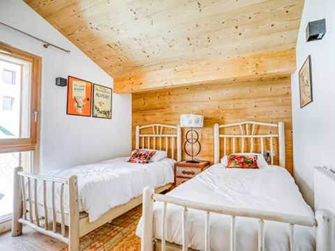 CHALET 11 personnes - 6 PIECES CABINE 11 PERSONNES VUE MONTAGNE