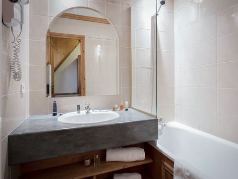 CHAMBRE 5 personnes - Chambre pour 5 pers.