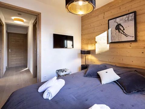 APPARTEMENT 10 personnes - 5 PIECES (3 PIECES + 2 CABINES) 8-10 PERSONNES STANDARD