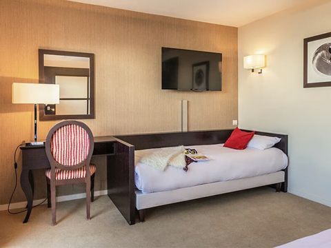 Chambre 3 personnes - Chambre pour 3 pers.