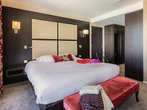 Chambre 4 personnes - 1 suite de 2 chambres communicantes avec Balcon
