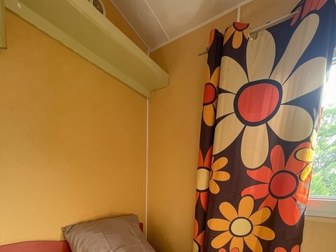 Mobilhome 4 personnes - 4 couchages avec grande terrasse - Avec clim