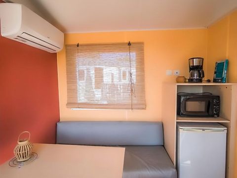 Mobilhome 4 personnes - 4 couchages avec grande terrasse - Avec clim