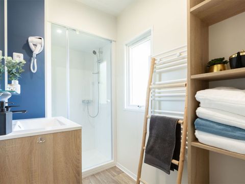 Tente en toile et en bois 6 personnes - Sunêlia Luxe Lodge 3 chambres 2 salles de bain - Draps fournis