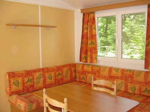 MOBILHOME 8 personnes - Confort 31m² / 3 chambres + TV + Terrasse non couverte 6/8 pers
