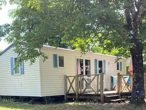 MOBILHOME 6 personnes -  Mobil-home Confort 27m² / 2 chambres + TV + Terrasse non couverte (Bord de rivière) 4/6 pers